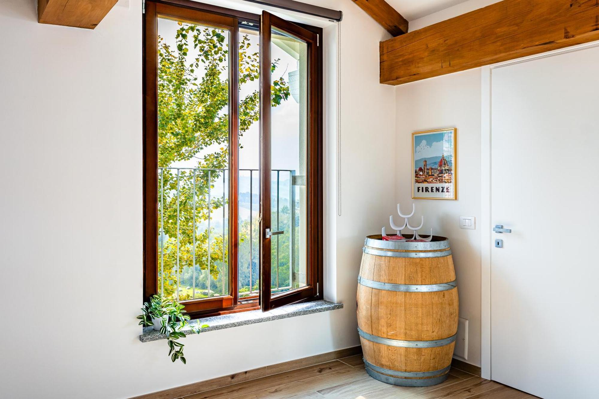 ホテル Charming Barolo Wine Loft モンフォルテ・ダルバ エクステリア 写真